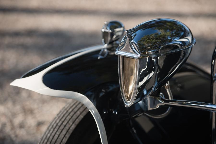 Логотип Ruxton Model C Sedan 1930 года  (фото 20 из 34)